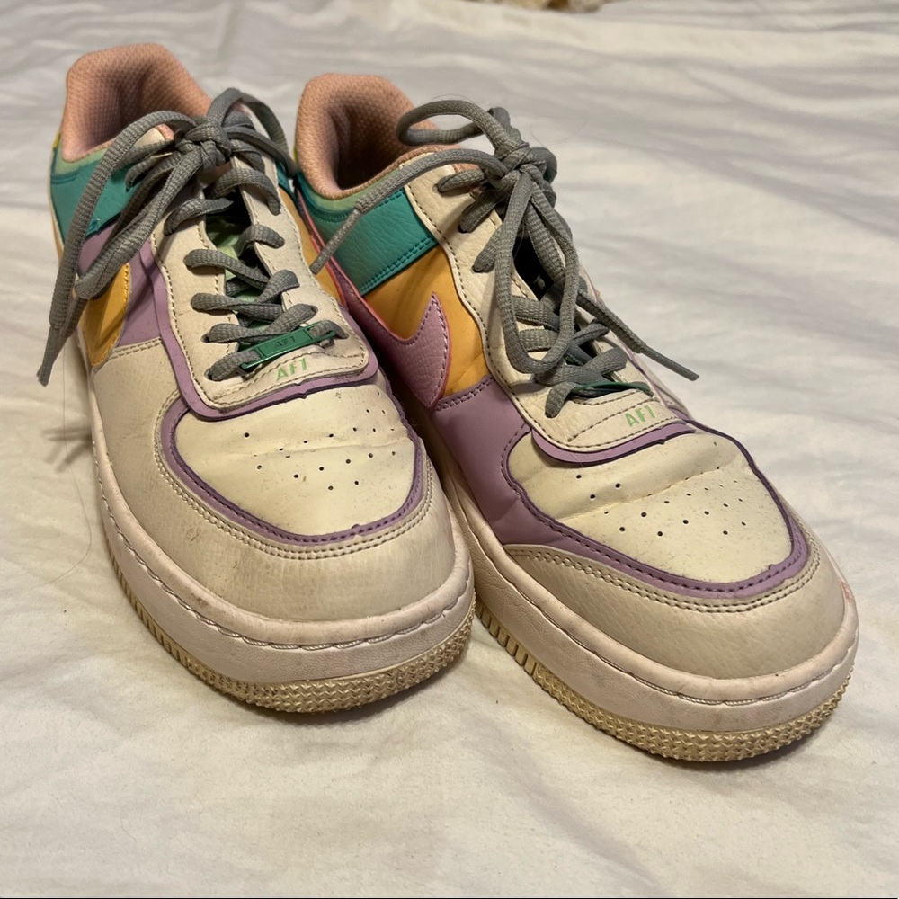 Fake Nike air forces pale ivory